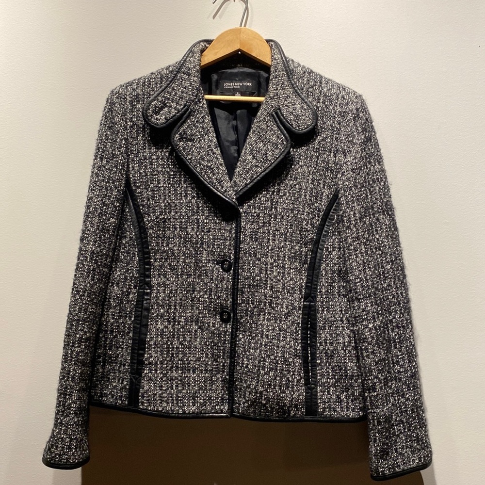 Jones New York wool blend blazer